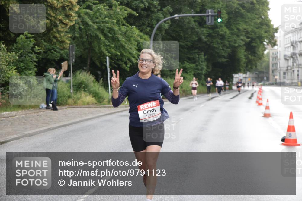 14.06.2026 - REWE Women's Run Jannik Wohlers http://msf.ph/oto/9791123 14.06.2026 09:47:45 Laufen 10763 meine-sportfotos.de