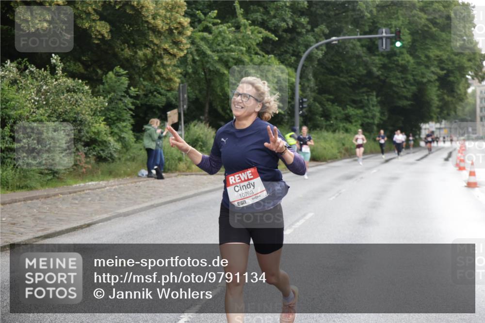 14.06.2026 - REWE Women's Run Jannik Wohlers http://msf.ph/oto/9791134 14.06.2026 09:47:46 Laufen 10763, 7 meine-sportfotos.de