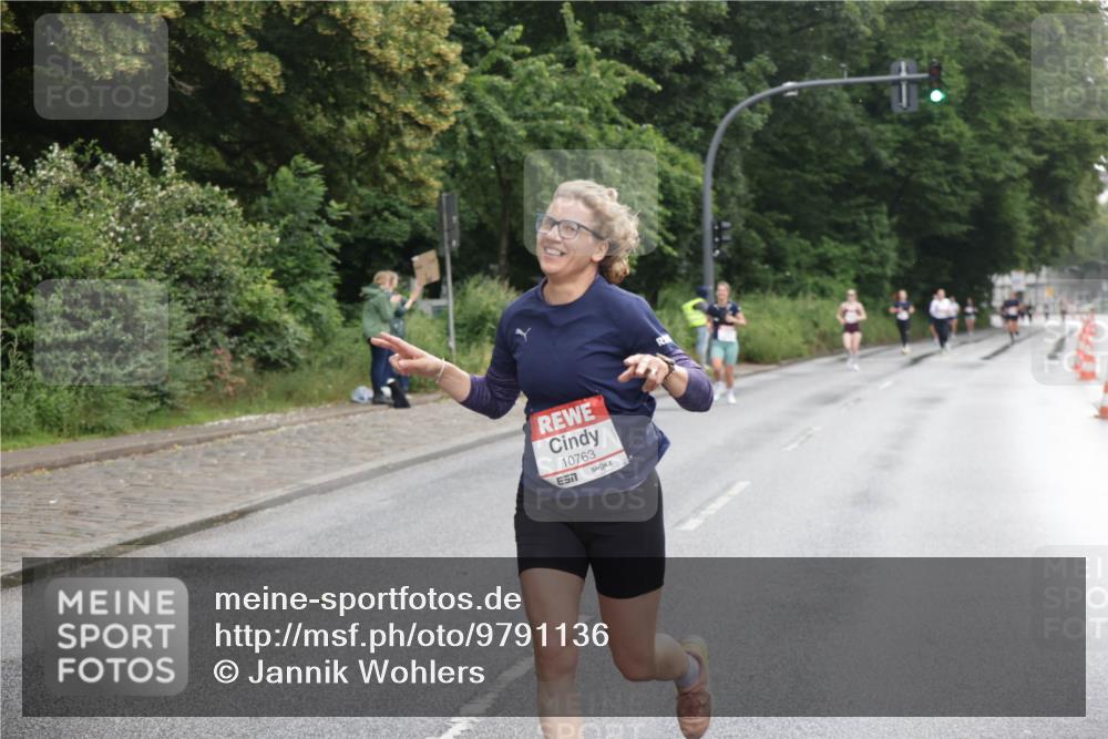 14.06.2026 - REWE Women's Run Jannik Wohlers http://msf.ph/oto/9791136 14.06.2026 09:47:46 Laufen 10763, 7 meine-sportfotos.de