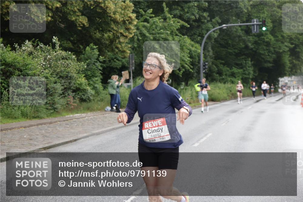 14.06.2026 - REWE Women's Run Jannik Wohlers http://msf.ph/oto/9791139 14.06.2026 09:47:46 Laufen 10763 meine-sportfotos.de