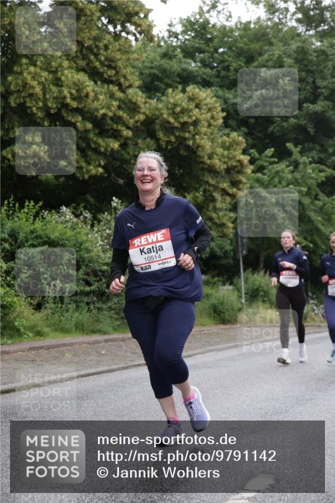 14.06.2026 - REWE Women's Run Jannik Wohlers http://msf.ph/oto/9791142 14.06.2026 10:05:09 Laufen 10514, 7, 2 meine-sportfotos.de