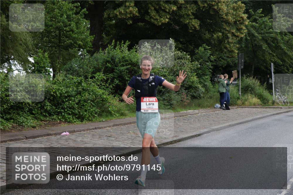 14.06.2026 - REWE Women's Run Jannik Wohlers http://msf.ph/oto/9791145 14.06.2026 09:47:51 Laufen 10803, 7 meine-sportfotos.de