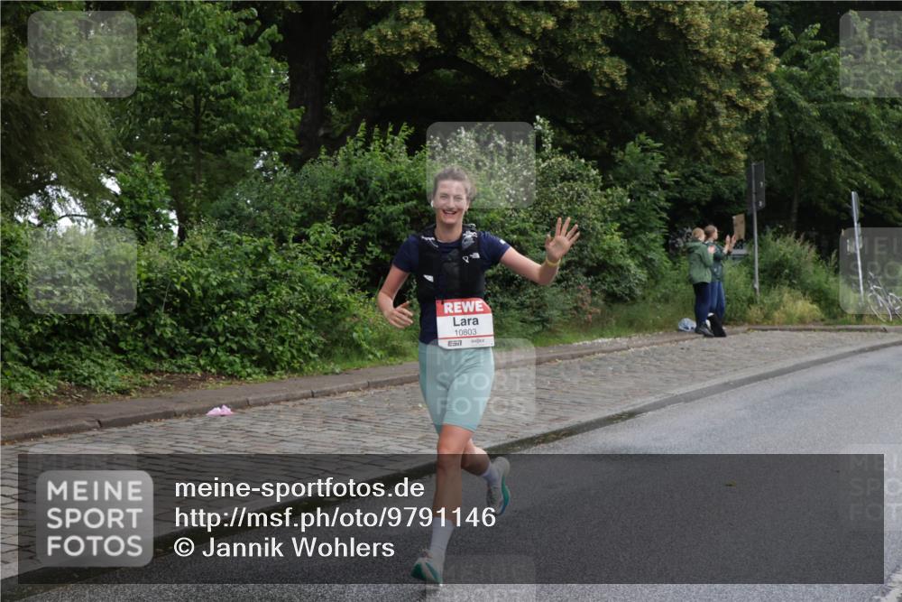 14.06.2026 - REWE Women's Run Jannik Wohlers http://msf.ph/oto/9791146 14.06.2026 09:47:51 Laufen 10803, 7 meine-sportfotos.de