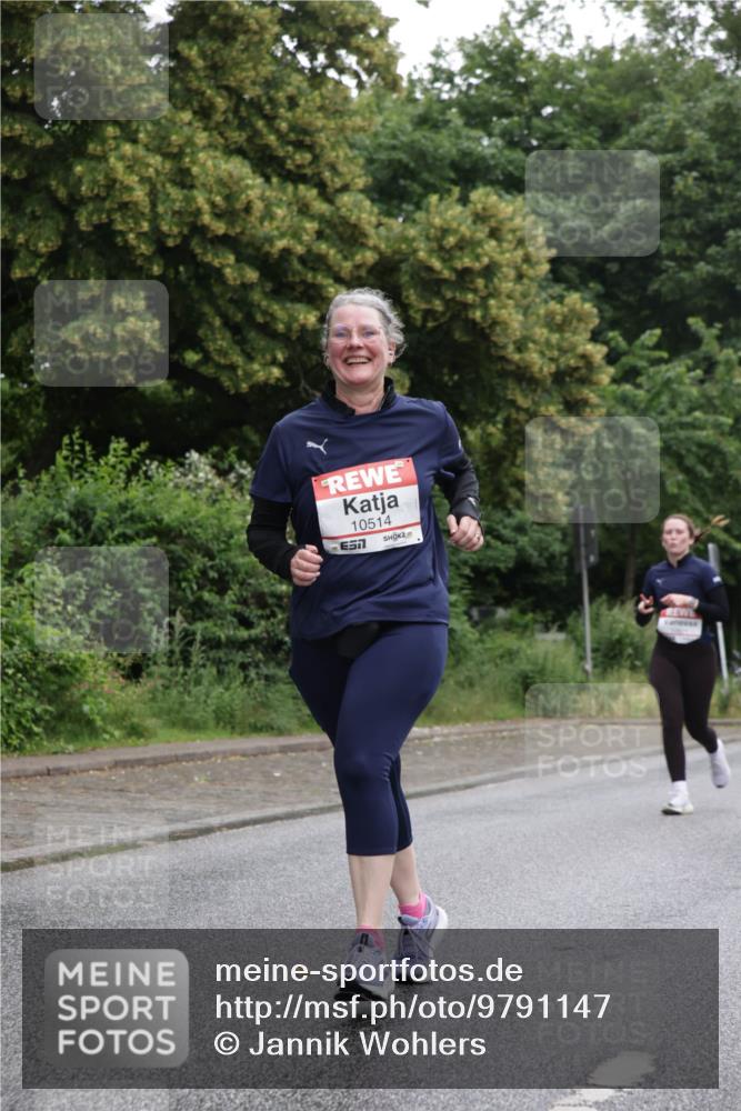 14.06.2026 - REWE Women's Run Jannik Wohlers http://msf.ph/oto/9791147 14.06.2026 10:05:09 Laufen 10514, 57 meine-sportfotos.de
