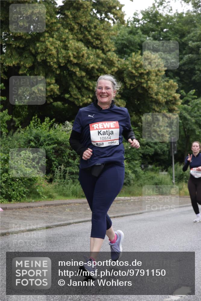 14.06.2026 - REWE Women's Run Jannik Wohlers http://msf.ph/oto/9791150 14.06.2026 10:05:09 Laufen 10514, 7 meine-sportfotos.de