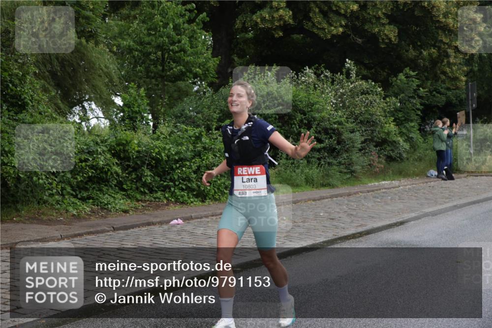 14.06.2026 - REWE Women's Run Jannik Wohlers http://msf.ph/oto/9791153 14.06.2026 09:47:51 Laufen 10803, 7 meine-sportfotos.de