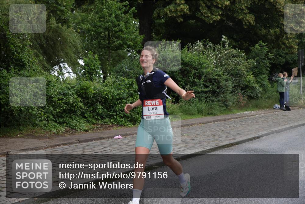 14.06.2026 - REWE Women's Run Jannik Wohlers http://msf.ph/oto/9791156 14.06.2026 09:47:51 Laufen 10803, 7 meine-sportfotos.de