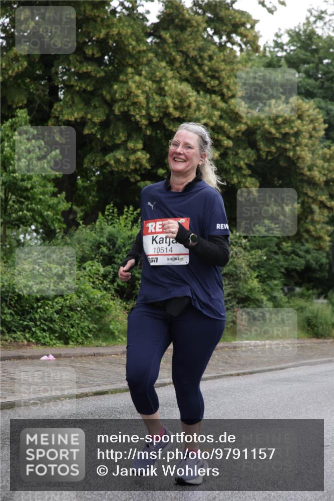 14.06.2026 - REWE Women's Run Jannik Wohlers http://msf.ph/oto/9791157 14.06.2026 10:05:10 Laufen 10514, 57, 2 meine-sportfotos.de