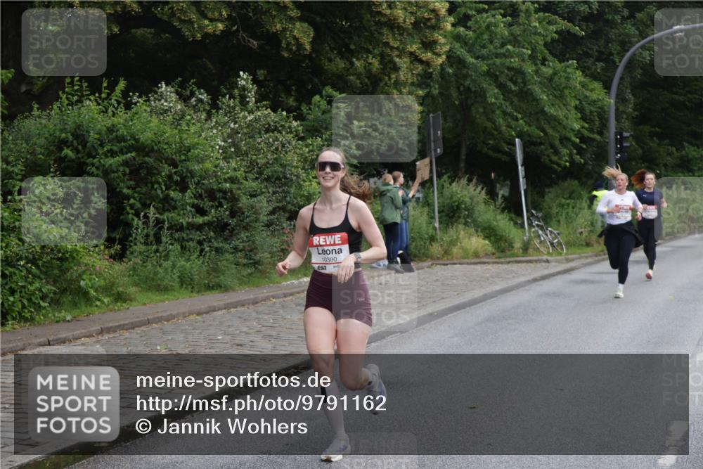 14.06.2026 - REWE Women's Run Jannik Wohlers http://msf.ph/oto/9791162 14.06.2026 09:47:54 Laufen 10390 meine-sportfotos.de