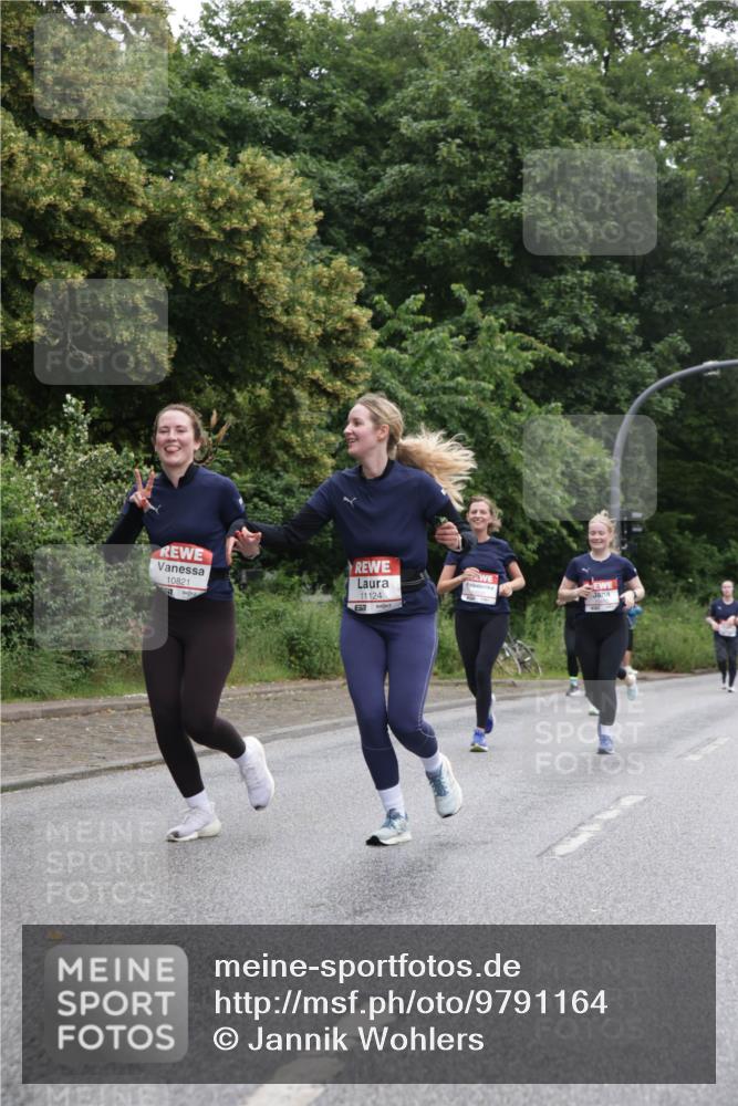 14.06.2026 - REWE Women's Run Jannik Wohlers http://msf.ph/oto/9791164 14.06.2026 10:05:11 Laufen 10821, 57, 11124 meine-sportfotos.de