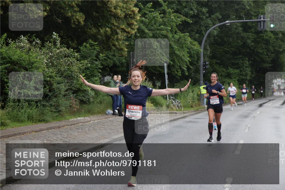14.06.2026 - REWE Women's Run Jannik Wohlers http://msf.ph/oto/9791181 14.06.2026 09:47:59 Laufen 10449 meine-sportfotos.de