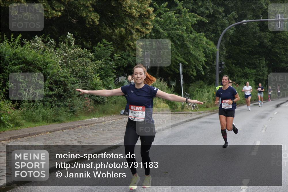 14.06.2026 - REWE Women's Run Jannik Wohlers http://msf.ph/oto/9791183 14.06.2026 09:47:59 Laufen 10449 meine-sportfotos.de