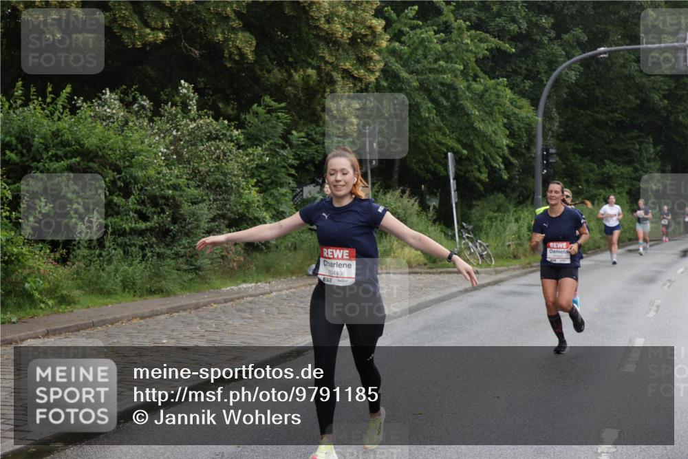 14.06.2026 - REWE Women's Run Jannik Wohlers http://msf.ph/oto/9791185 14.06.2026 09:47:59 Laufen 10449, 57 meine-sportfotos.de