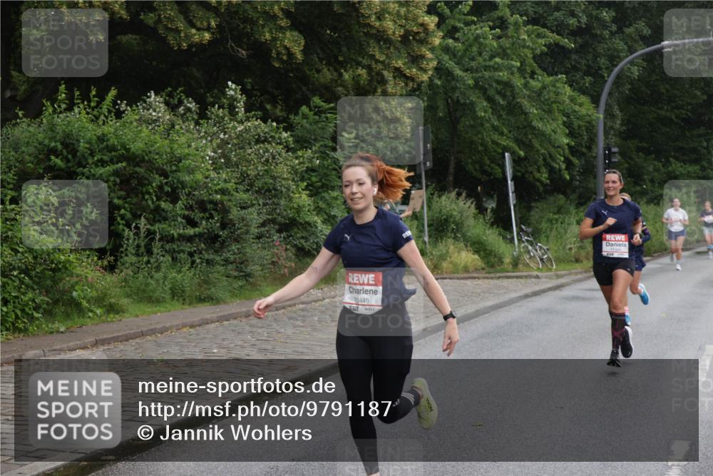 14.06.2026 - REWE Women's Run Jannik Wohlers http://msf.ph/oto/9791187 14.06.2026 09:47:59 Laufen 10449, 657 meine-sportfotos.de