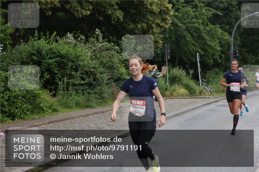 14.06.2026 - REWE Women's Run Jannik Wohlers http://msf.ph/oto/9791191 14.06.2026 09:47:59 Laufen 10449 meine-sportfotos.de