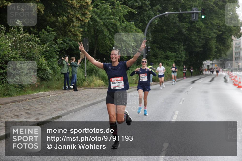 14.06.2026 - REWE Women's Run Jannik Wohlers http://msf.ph/oto/9791193 14.06.2026 09:48:00 Laufen 11388, 51 meine-sportfotos.de