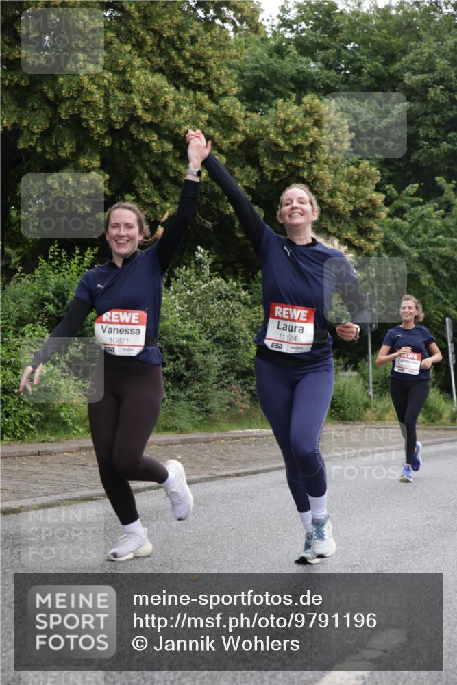 14.06.2026 - REWE Women's Run Jannik Wohlers http://msf.ph/oto/9791196 14.06.2026 10:05:12 Laufen 10821, 57, 11124 meine-sportfotos.de