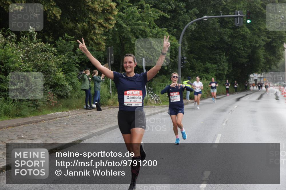 14.06.2026 - REWE Women's Run Jannik Wohlers http://msf.ph/oto/9791200 14.06.2026 09:48:00 Laufen 11388 meine-sportfotos.de