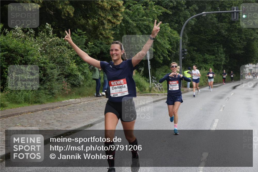 14.06.2026 - REWE Women's Run Jannik Wohlers http://msf.ph/oto/9791206 14.06.2026 09:48:01 Laufen 11388, 57 meine-sportfotos.de