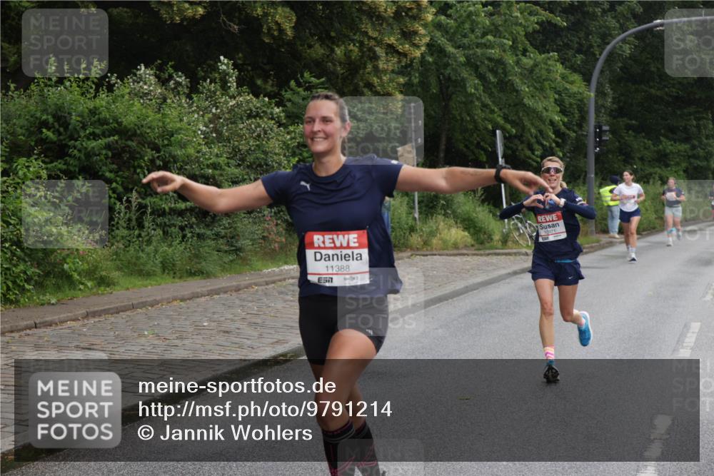 14.06.2026 - REWE Women's Run Jannik Wohlers http://msf.ph/oto/9791214 14.06.2026 09:48:01 Laufen 11388, 7, 10971 meine-sportfotos.de