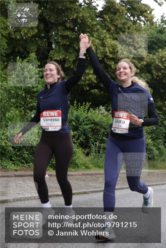 14.06.2026 - REWE Women's Run Jannik Wohlers http://msf.ph/oto/9791215 14.06.2026 10:05:12 Laufen 10821, 57, 1124, 61 meine-sportfotos.de