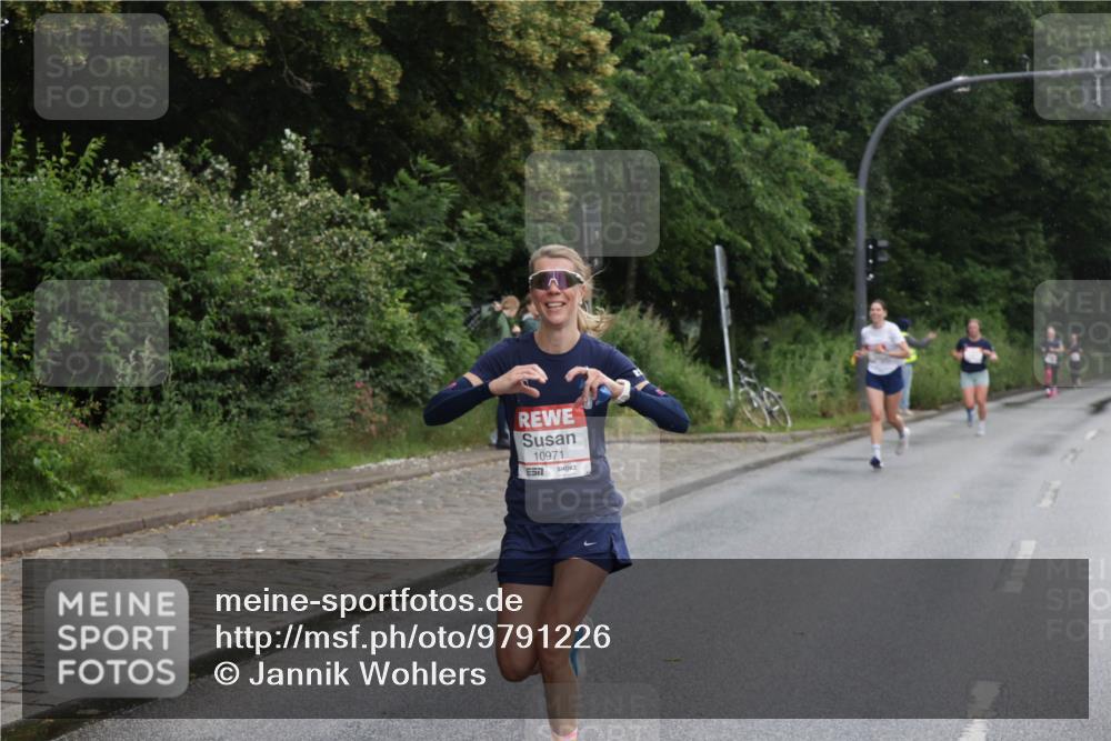 14.06.2026 - REWE Women's Run Jannik Wohlers http://msf.ph/oto/9791226 14.06.2026 09:48:02 Laufen 10971 meine-sportfotos.de