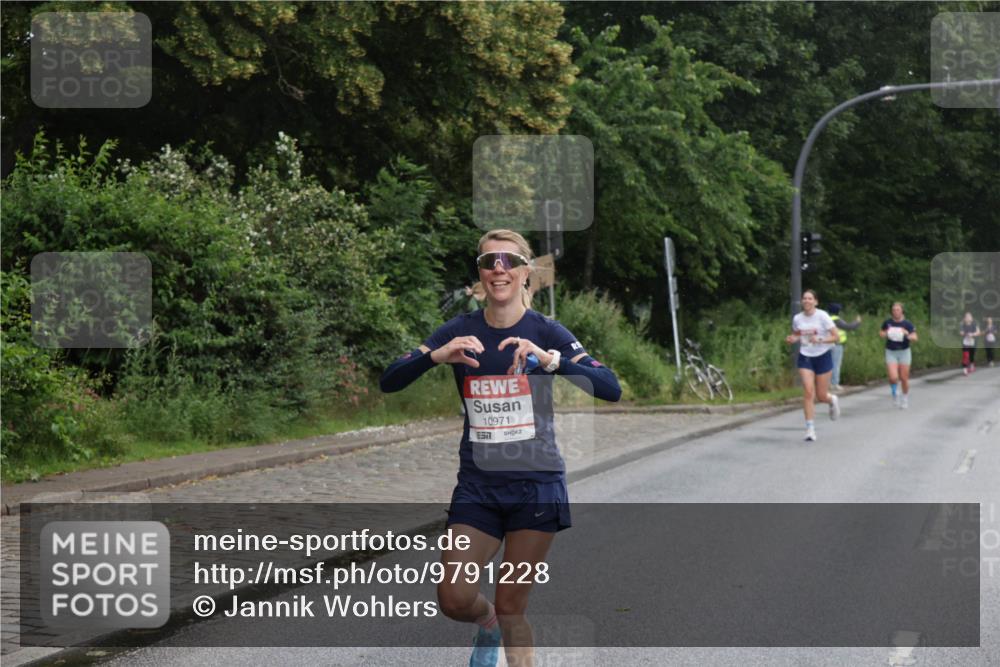 14.06.2026 - REWE Women's Run Jannik Wohlers http://msf.ph/oto/9791228 14.06.2026 09:48:02 Laufen 10971 meine-sportfotos.de