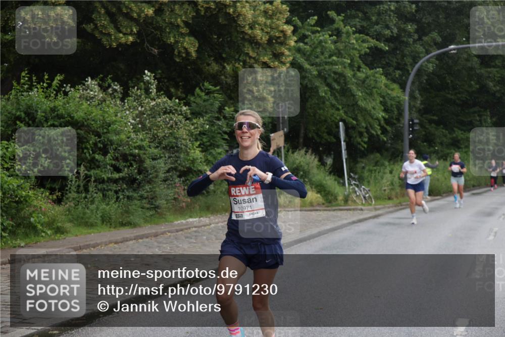 14.06.2026 - REWE Women's Run Jannik Wohlers http://msf.ph/oto/9791230 14.06.2026 09:48:02 Laufen 10971, 577 meine-sportfotos.de