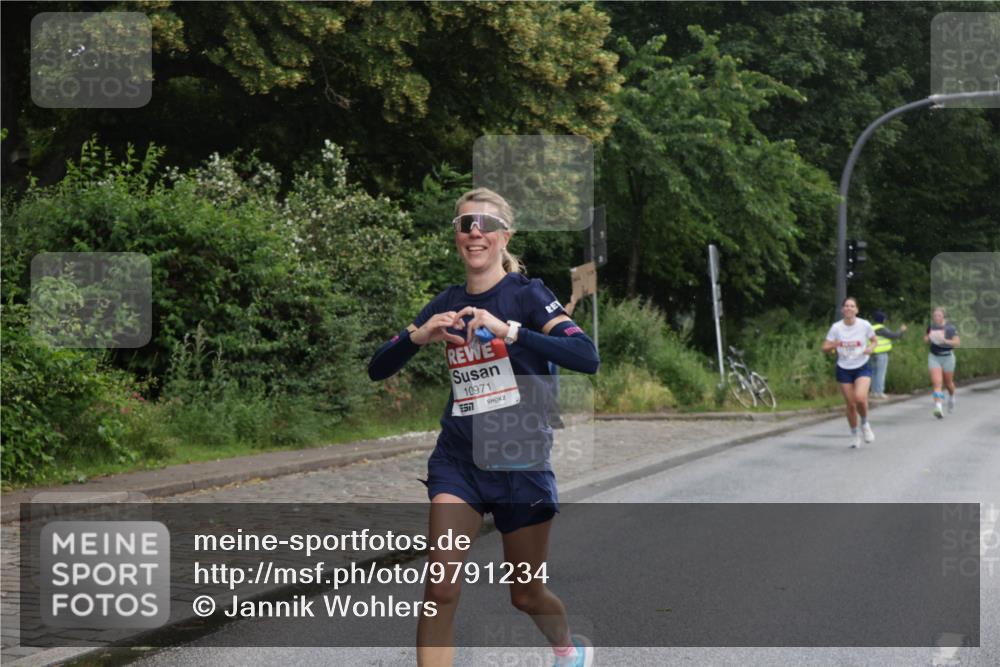 14.06.2026 - REWE Women's Run Jannik Wohlers http://msf.ph/oto/9791234 14.06.2026 09:48:02 Laufen 10971, 577 meine-sportfotos.de