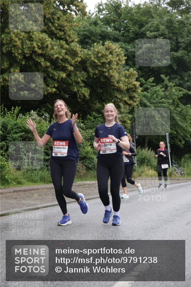 14.06.2026 - REWE Women's Run Jannik Wohlers http://msf.ph/oto/9791238 14.06.2026 10:05:14 Laufen 10591, 517, 10460, 57 meine-sportfotos.de