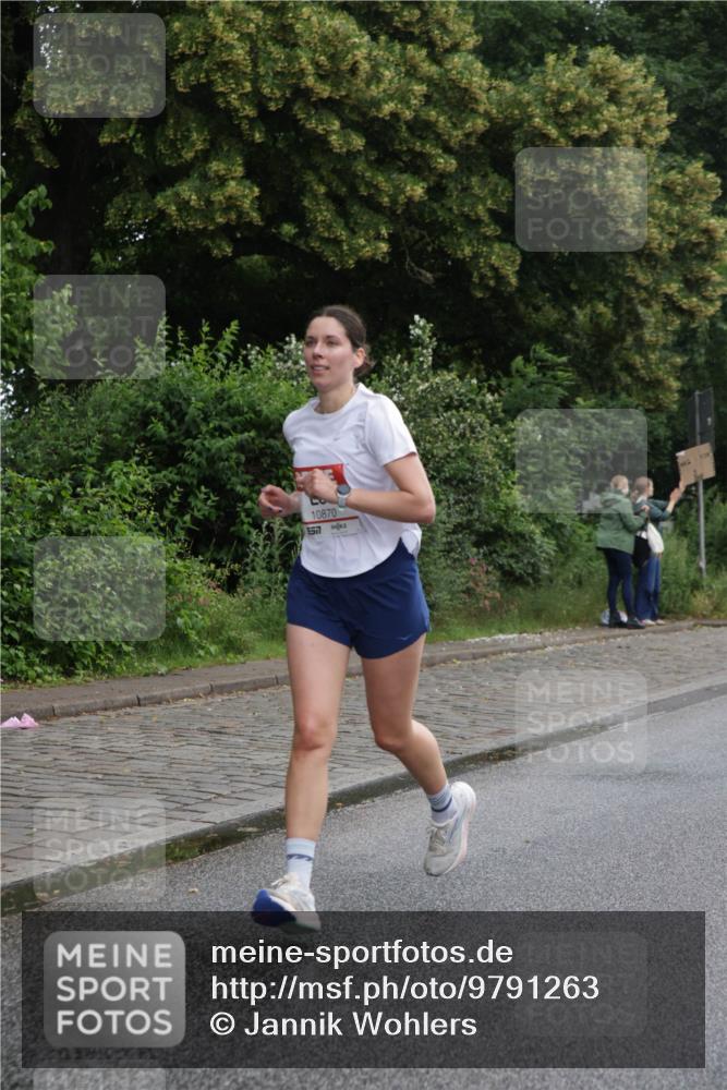 14.06.2026 - REWE Women's Run Jannik Wohlers http://msf.ph/oto/9791263 14.06.2026 09:48:07 Laufen 10870 meine-sportfotos.de
