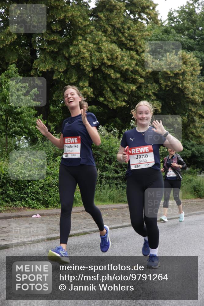 14.06.2026 - REWE Women's Run Jannik Wohlers http://msf.ph/oto/9791264 14.06.2026 10:05:14 Laufen 10591, 10460, 7 meine-sportfotos.de