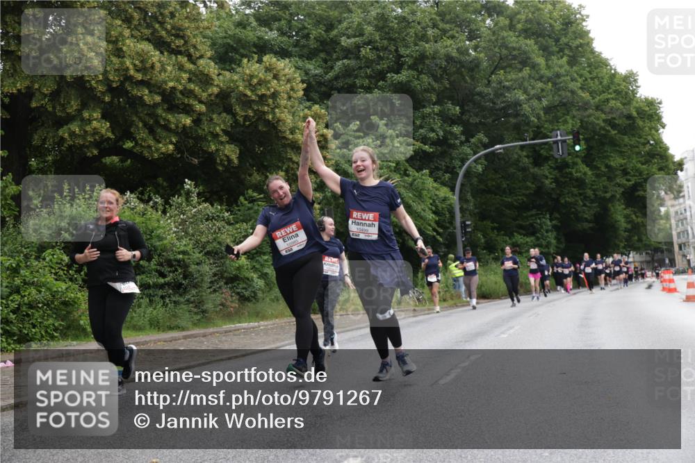 14.06.2026 - REWE Women's Run Jannik Wohlers http://msf.ph/oto/9791267 14.06.2026 10:05:18 Laufen 10499 meine-sportfotos.de