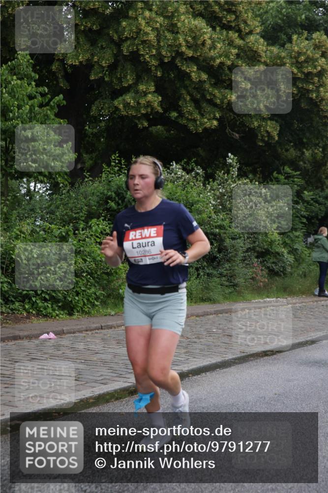 14.06.2026 - REWE Women's Run Jannik Wohlers http://msf.ph/oto/9791277 14.06.2026 09:48:10 Laufen 10286, 1511 meine-sportfotos.de