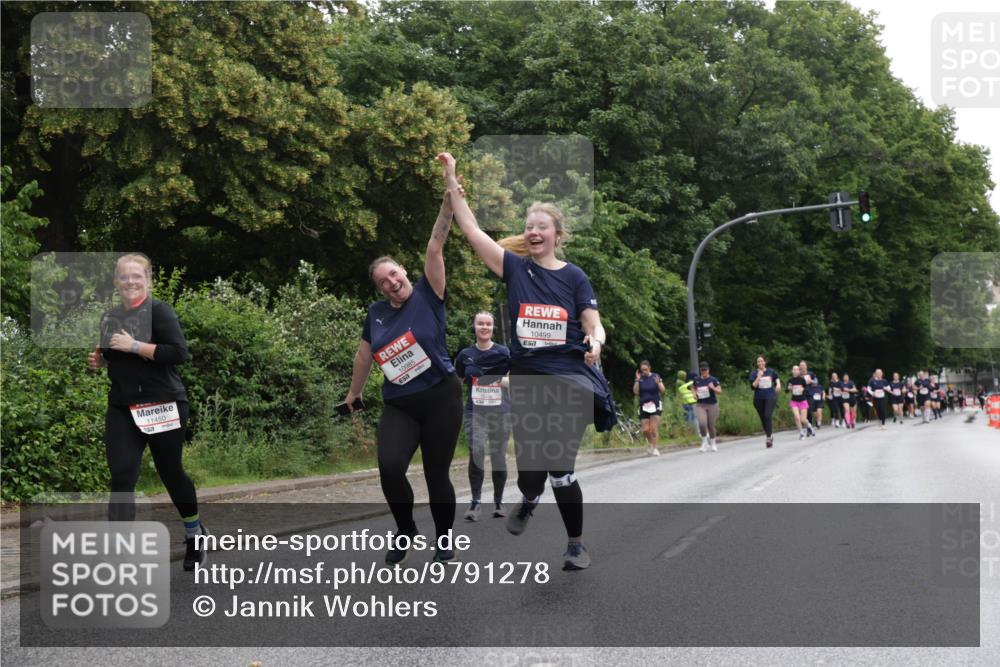 14.06.2026 - REWE Women's Run Jannik Wohlers http://msf.ph/oto/9791278 14.06.2026 10:05:19 Laufen 11450, 10985, 10499, 7 meine-sportfotos.de