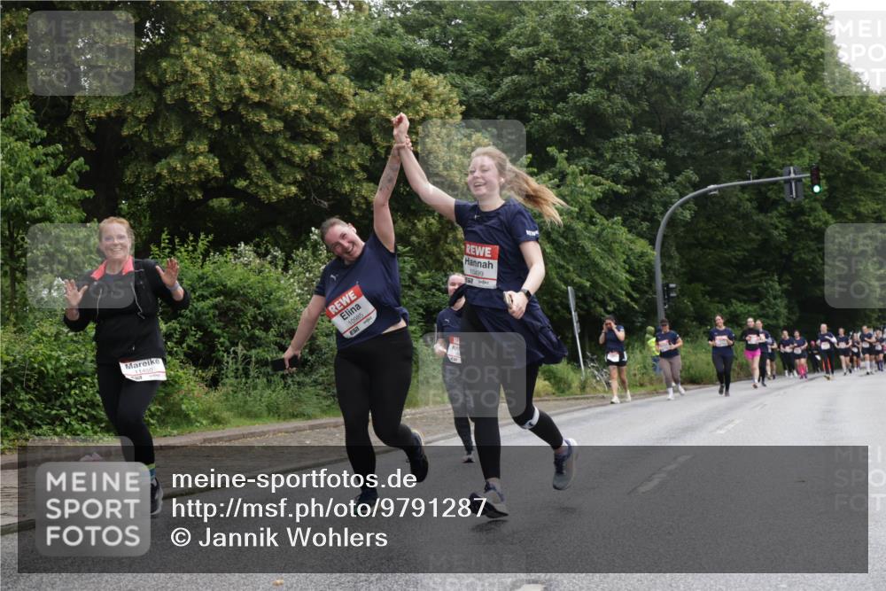 14.06.2026 - REWE Women's Run Jannik Wohlers http://msf.ph/oto/9791287 14.06.2026 10:05:19 Laufen 10985, 10499, 157 meine-sportfotos.de