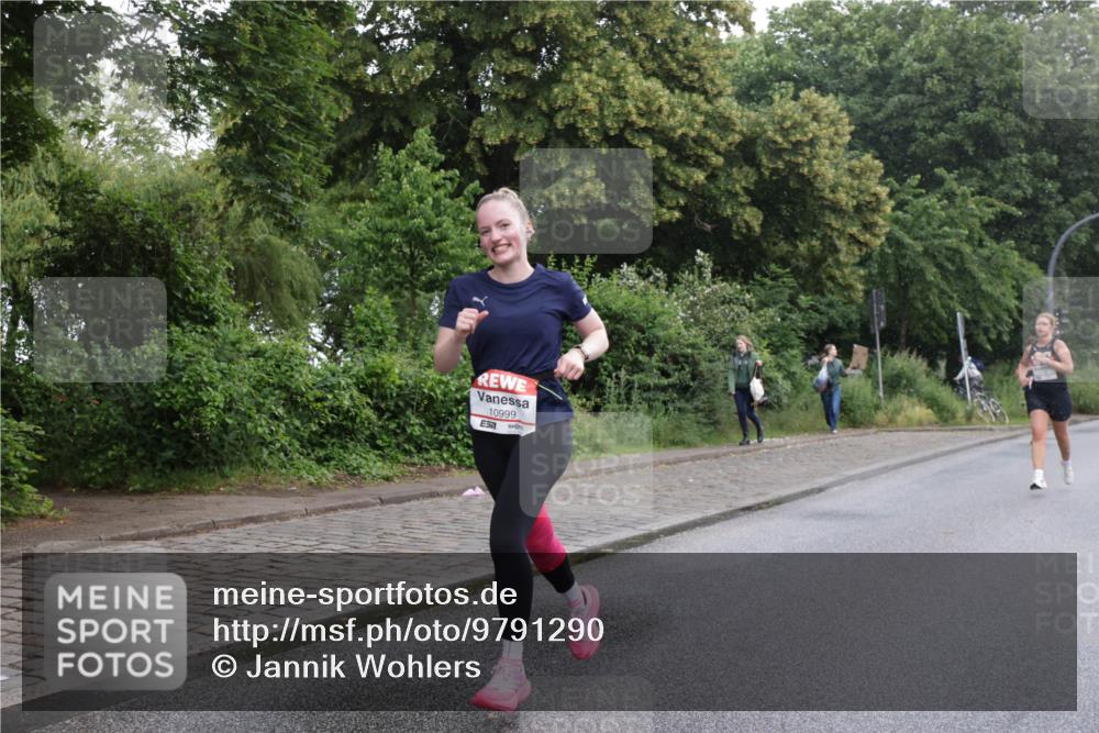 14.06.2026 - REWE Women's Run Jannik Wohlers http://msf.ph/oto/9791290 14.06.2026 09:48:16 Laufen 10999 meine-sportfotos.de