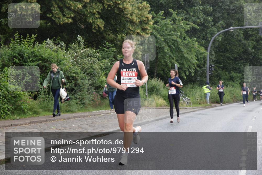 14.06.2026 - REWE Women's Run Jannik Wohlers http://msf.ph/oto/9791294 14.06.2026 09:48:18 Laufen 11135 meine-sportfotos.de