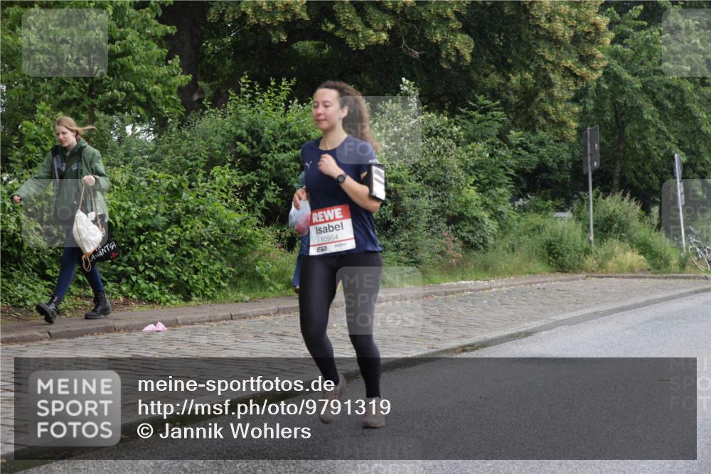 14.06.2026 - REWE Women's Run Jannik Wohlers http://msf.ph/oto/9791319 14.06.2026 09:48:21 Laufen 10954 meine-sportfotos.de