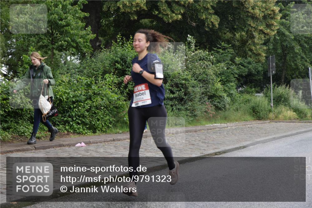 14.06.2026 - REWE Women's Run Jannik Wohlers http://msf.ph/oto/9791323 14.06.2026 09:48:21 Laufen 10954 meine-sportfotos.de