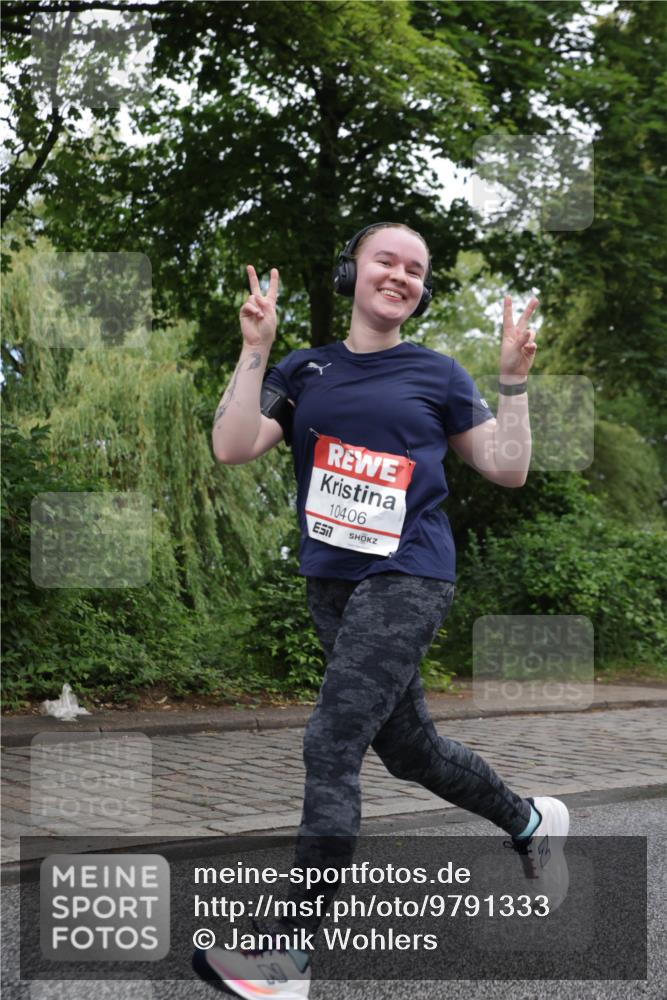 14.06.2026 - REWE Women's Run Jannik Wohlers http://msf.ph/oto/9791333 14.06.2026 10:05:22 Laufen 10406 meine-sportfotos.de