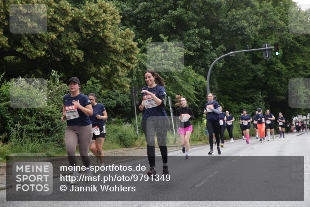 14.06.2026 - REWE Women's Run Jannik Wohlers http://msf.ph/oto/9791349 14.06.2026 10:05:26 Laufen 11017, 10955 meine-sportfotos.de