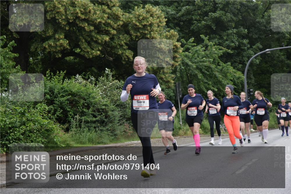 14.06.2026 - REWE Women's Run Jannik Wohlers http://msf.ph/oto/9791404 14.06.2026 10:05:33 Laufen 11217 meine-sportfotos.de