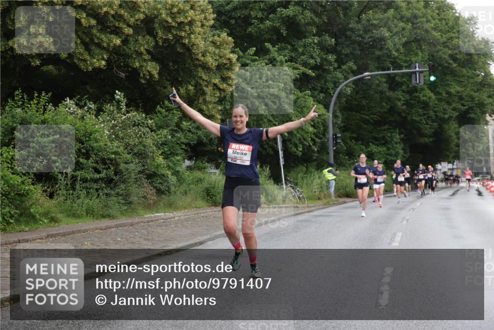 14.06.2026 - REWE Women's Run Jannik Wohlers http://msf.ph/oto/9791407 14.06.2026 09:49:18 Laufen 10107 meine-sportfotos.de