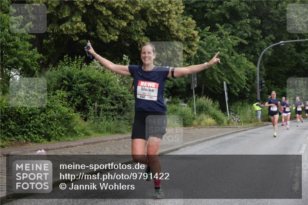 14.06.2026 - REWE Women's Run Jannik Wohlers http://msf.ph/oto/9791422 14.06.2026 09:49:18 Laufen 10107, 7 meine-sportfotos.de