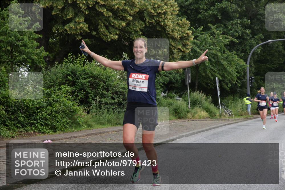 14.06.2026 - REWE Women's Run Jannik Wohlers http://msf.ph/oto/9791423 14.06.2026 09:49:18 Laufen 10107 meine-sportfotos.de