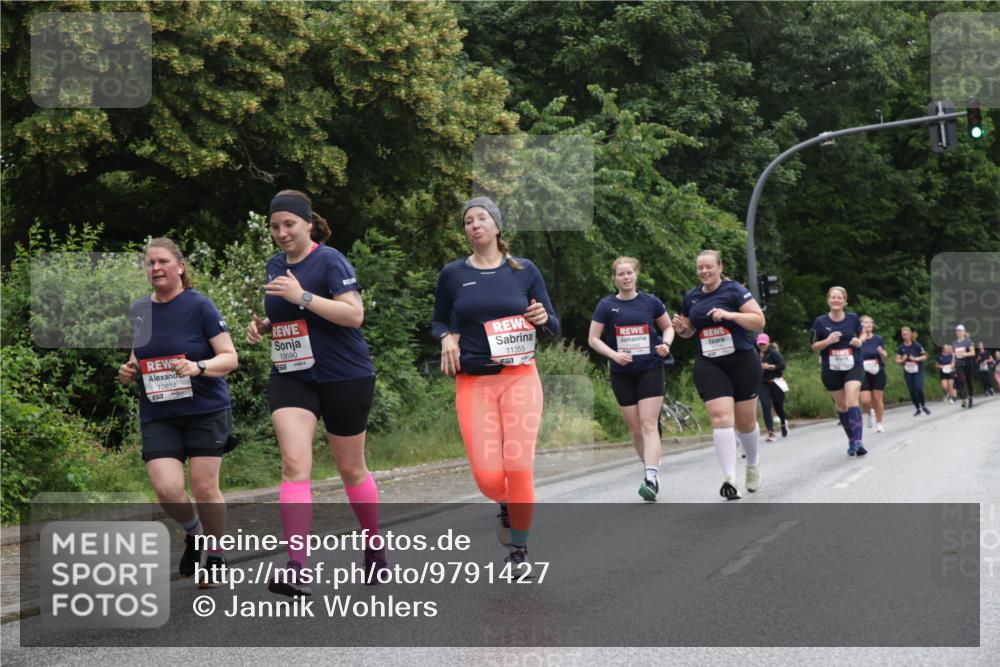 14.06.2026 - REWE Women's Run Jannik Wohlers http://msf.ph/oto/9791427 14.06.2026 10:05:34 Laufen 10834, 10690, 11355, 11260 meine-sportfotos.de