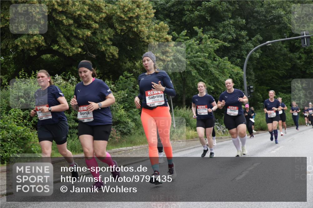 14.06.2026 - REWE Women's Run Jannik Wohlers http://msf.ph/oto/9791435 14.06.2026 10:05:35 Laufen 10834, 10690, 11355, 57 meine-sportfotos.de