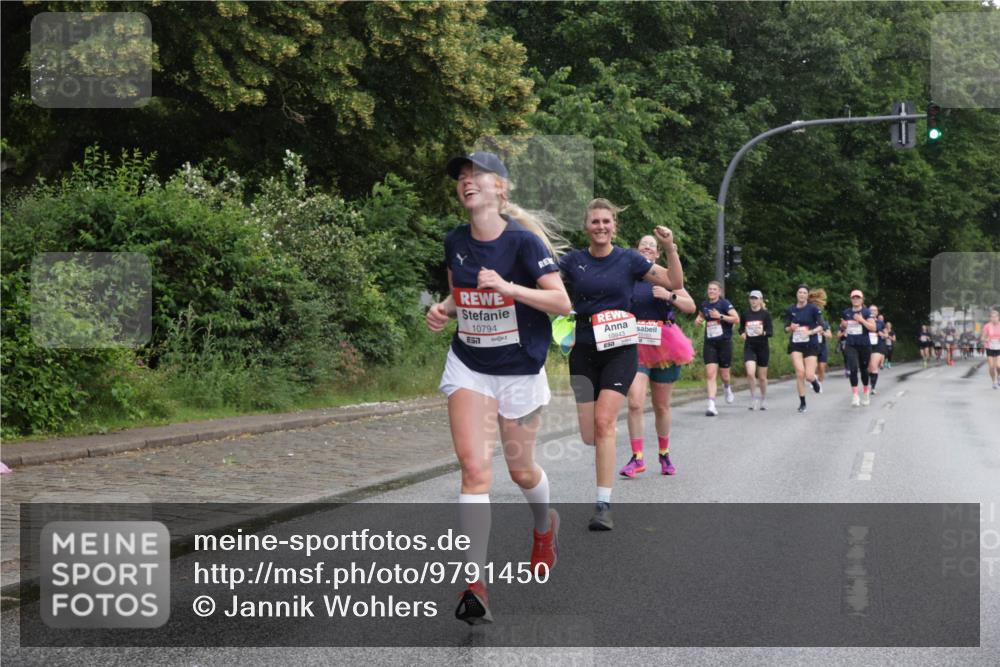 14.06.2026 - REWE Women's Run Jannik Wohlers http://msf.ph/oto/9791450 14.06.2026 09:49:25 Laufen 10794, 10943 meine-sportfotos.de