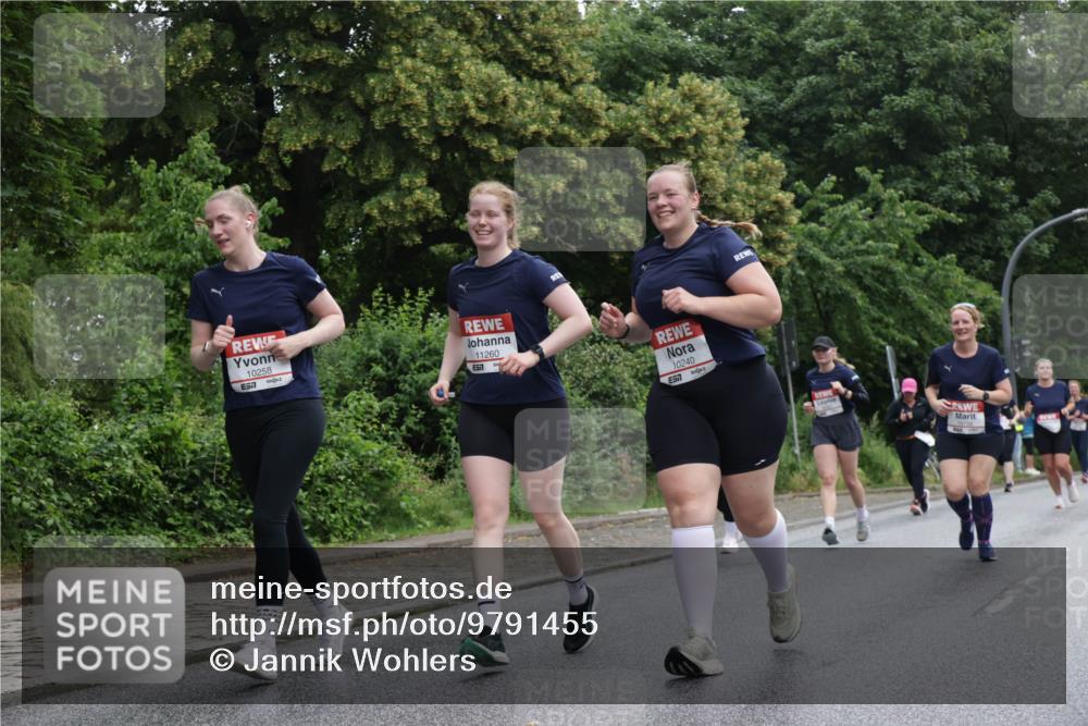 14.06.2026 - REWE Women's Run Jannik Wohlers http://msf.ph/oto/9791455 14.06.2026 10:05:38 Laufen 10258, 11260, 657, 10240, 7 meine-sportfotos.de